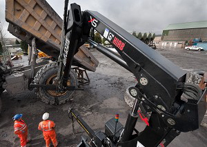 HIAB is the “Ace” Up the Sleeve for Ace Tyres Services