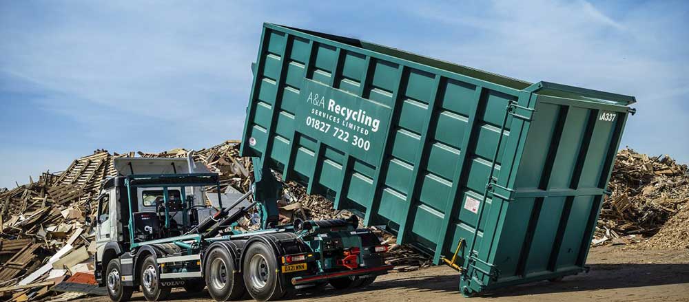 AA Recycling hooklift and truck