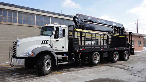 410K Crane on an Mack Truck - SOLD