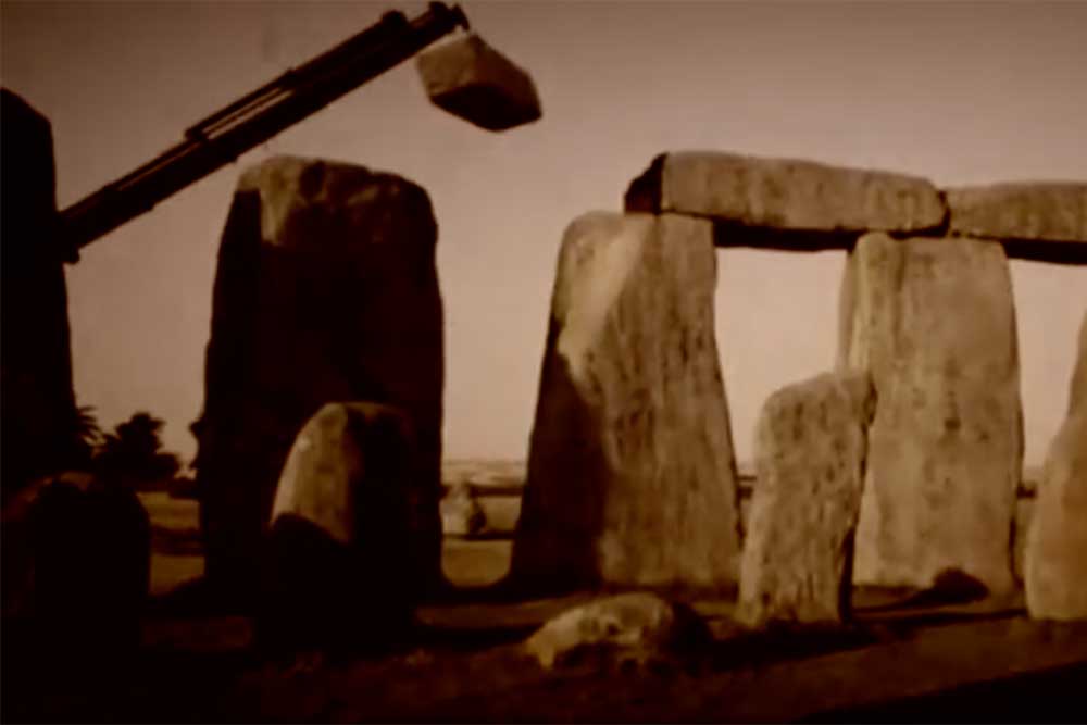 Crane over Stonehendge