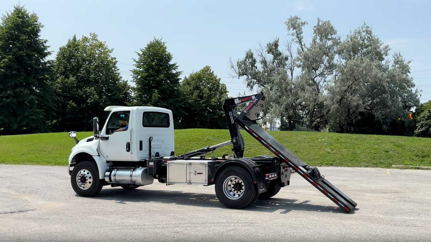 5th Wheel + Trailer