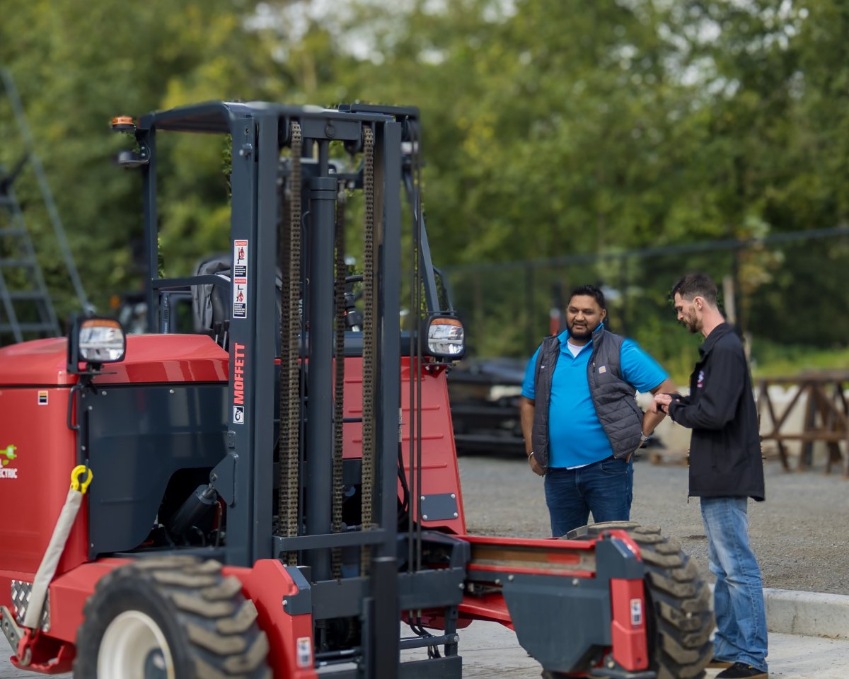 ML-Truck Opening