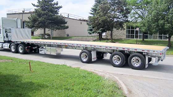 48’ Galvanized Steel Tri-axle Ontario SPIF-Compliant Trailer for Moffett forklift